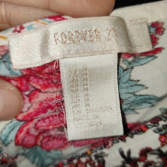 ***Forever 21 Bohemian Beach/Summer Dress DEEP VNECK. - Picture 4 of 4